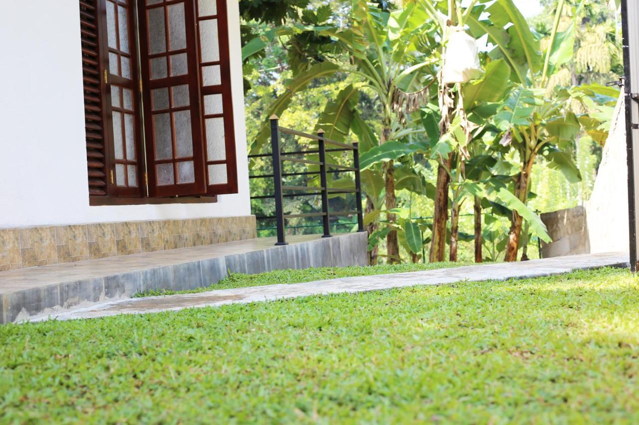 Kaumadi Villa Unawatuna Exterior foto